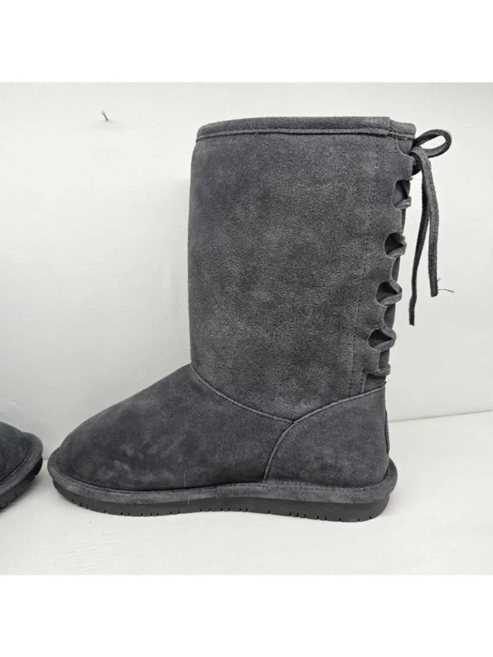 Bearpaw Phyllis II Suede Charcoal Lace up Back Womens Boots Size US 11